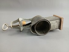 ALT ANTIK Küchenreibe